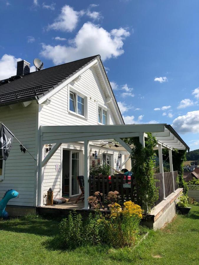 Campbell'S Ridge - Familienzimmer Im Kurviertel Von Bad Orb Exterior foto